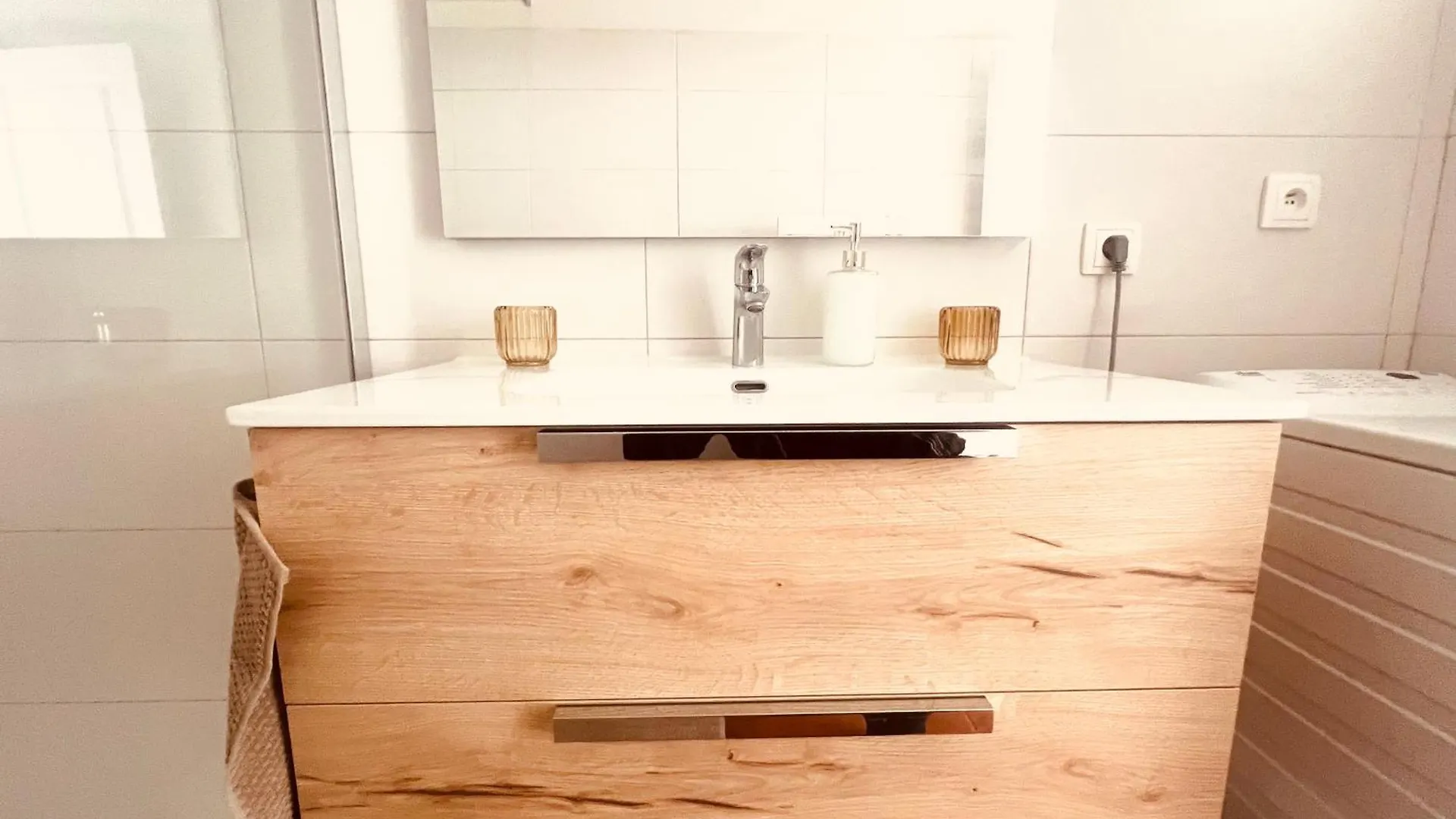 Апартаменты Le Chastel, T3, Aix Centre Ville Экс-ан-Прованс