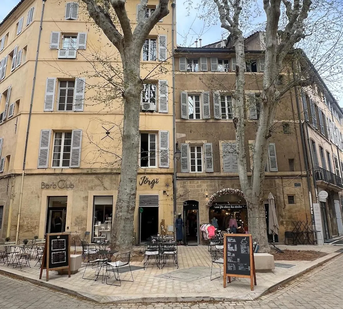 Le Chastel, T3, Aix Centre Ville Экс-ан-Прованс Франция