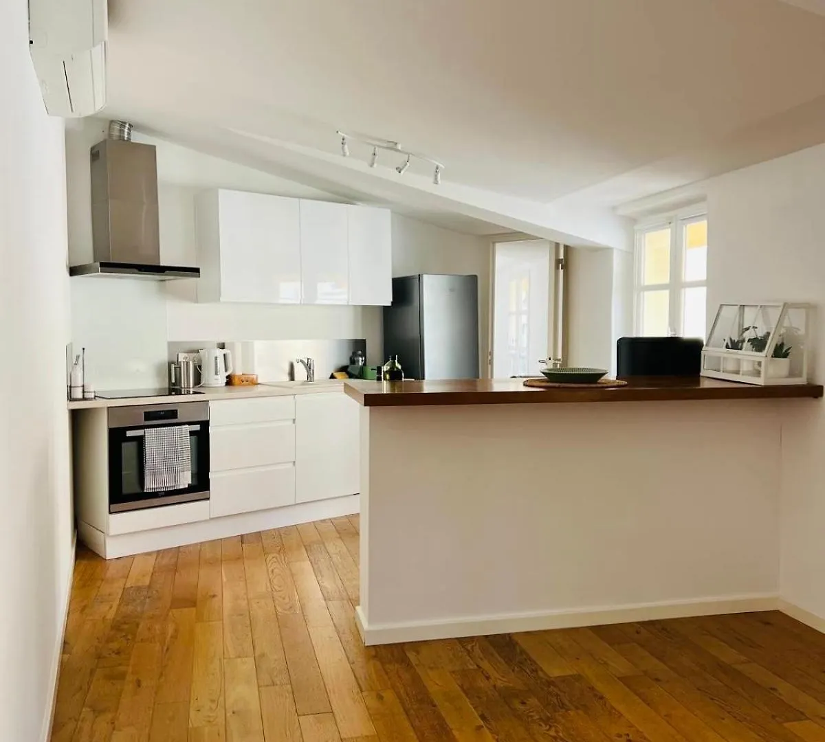 Le Chastel, T3, Aix Centre Ville Экс-ан-Прованс